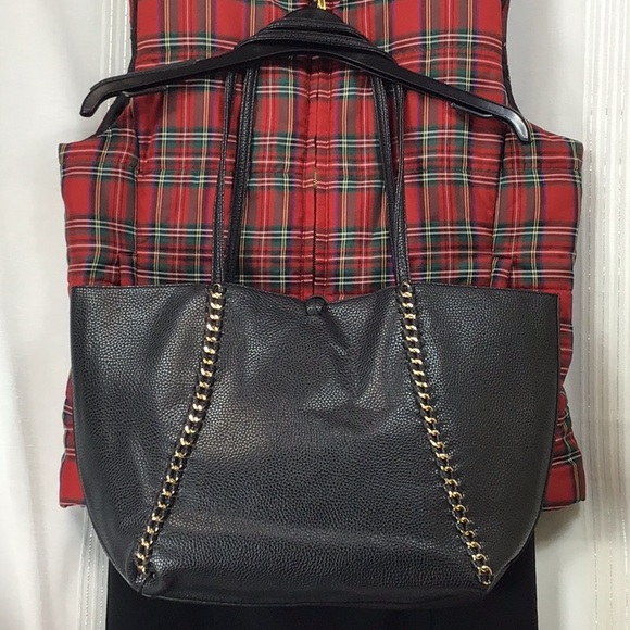 ⚜️BCBG Paris ‘Blackstone’ Faux Leather Gold Chain Detail Tote Bag - Picture 2 of 10